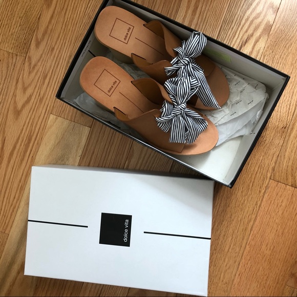 Dolce Vita Amber Lace Up Heels - Picture 2 of 14